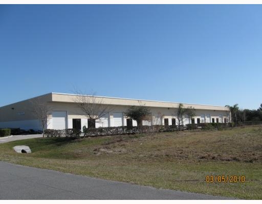 2013 Jaffa Dr, Saint Cloud, FL en alquiler - Foto del edificio - Imagen 3 de 11