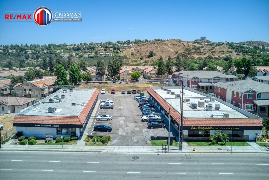 23630-23638 Newhall Ave, Santa Clarita, CA en alquiler - Foto del edificio - Imagen 1 de 5