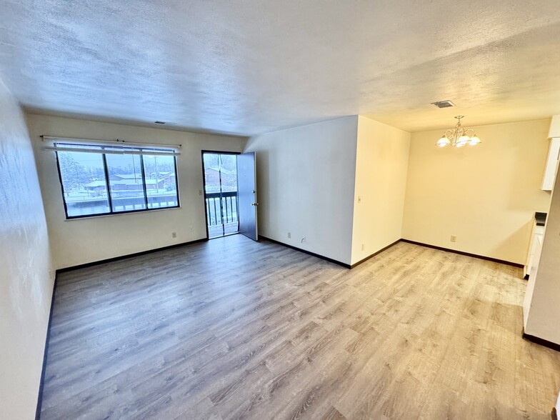 901 S 74th St, Belleville, IL en venta - Foto del interior - Imagen 2 de 13