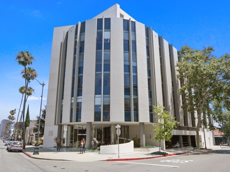 8730 Wilshire Blvd, Beverly Hills, CA en alquiler - Foto del edificio - Imagen 1 de 17