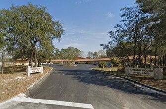 4100-4140 Lamson Ave, Spring Hill, FL en alquiler Foto del edificio- Imagen 2 de 3