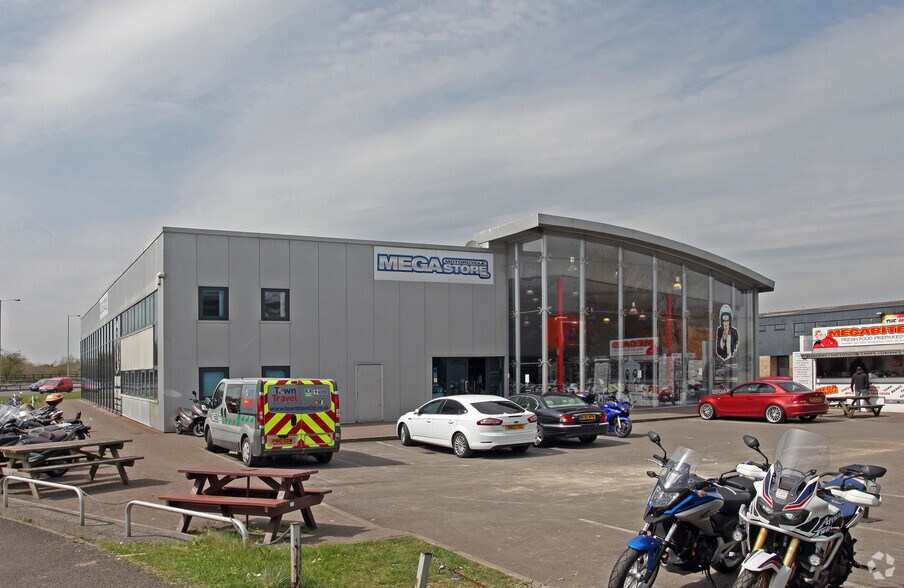 Cirencester Way, Swindon en venta - Otros - Imagen 2 de 4