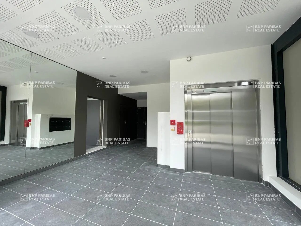 Oficina en Nantes en venta Foto del edificio- Imagen 1 de 10