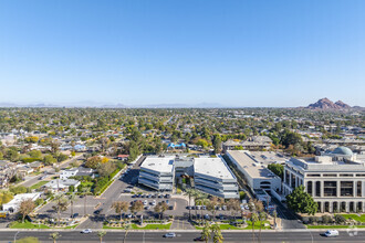 3033 N 44th St, Phoenix, AZ - vista aérea  vista de mapa - Image1