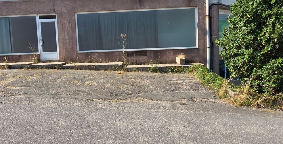 Local en Vigo, Pontevedra en alquiler - Foto del edificio - Imagen 2 de 20