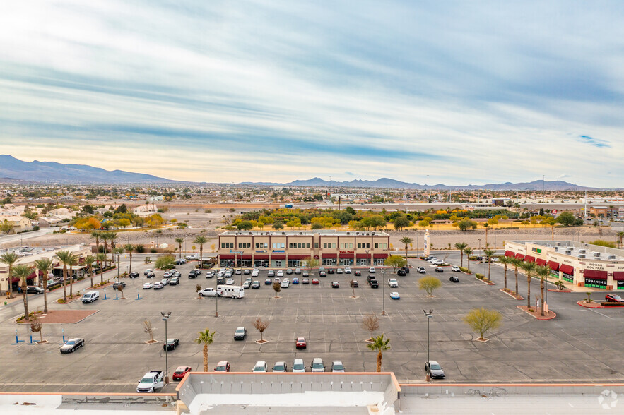 8872 S Eastern Ave, Las Vegas, NV en alquiler - Foto del edificio - Imagen 3 de 12