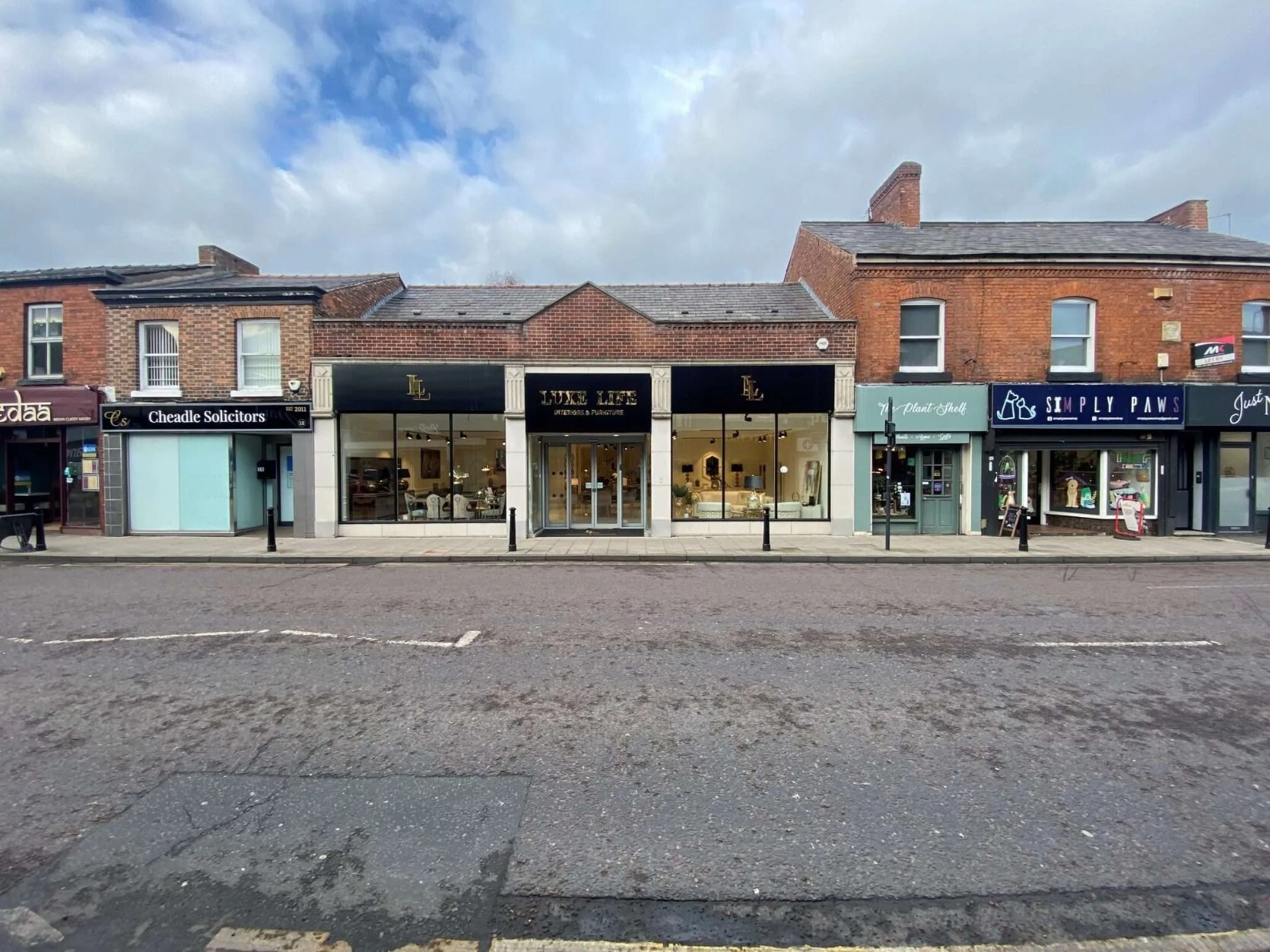 16 High St, Cheadle en venta Foto del edificio- Imagen 1 de 2