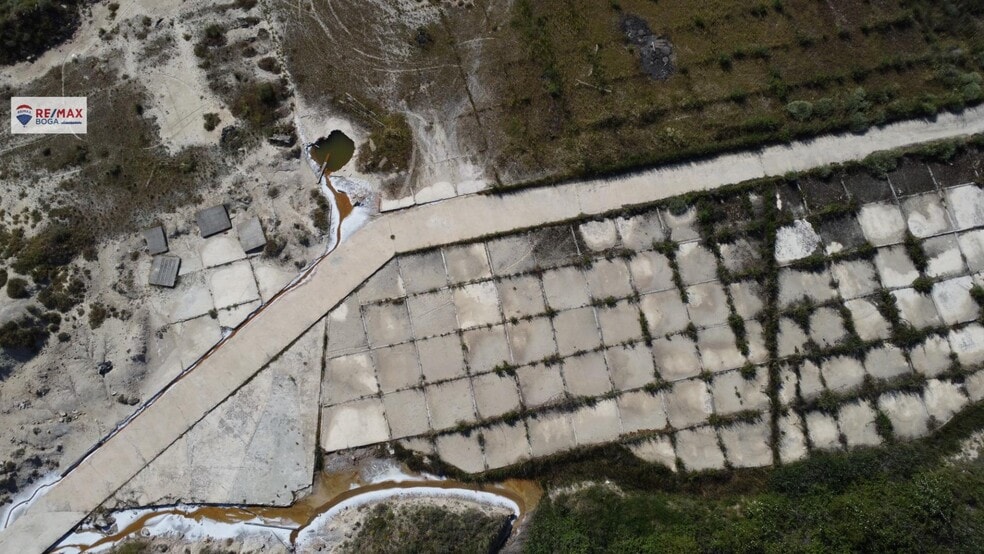 Terreno en Obanos, Navarre en venta - Vista aérea - Imagen 1 de 14