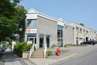 Más detalles de 37 Rue Sainte-Anne, Ste-Anne-de-Bellevue, QC - Local en venta