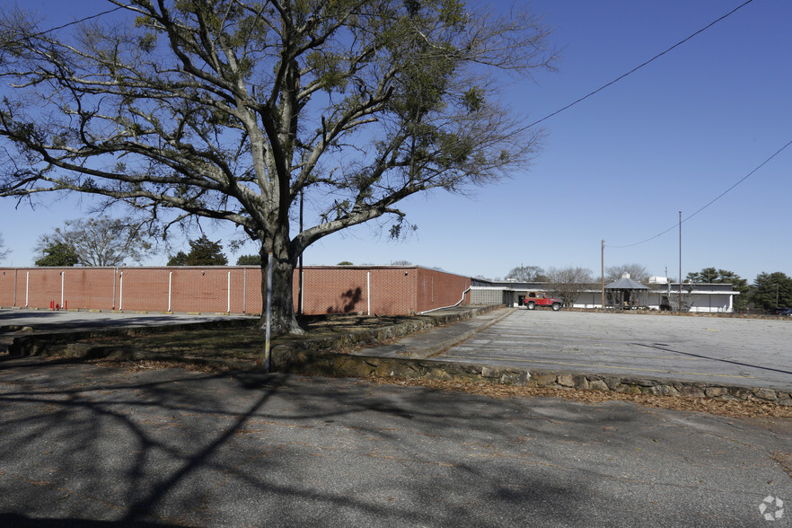 400 Bon Air St, Mauldin, SC en alquiler - Foto del edificio - Imagen 3 de 10