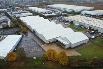 Wellingborough Rd, Rushden en venta Foto del edificio- Imagen 2 de 5