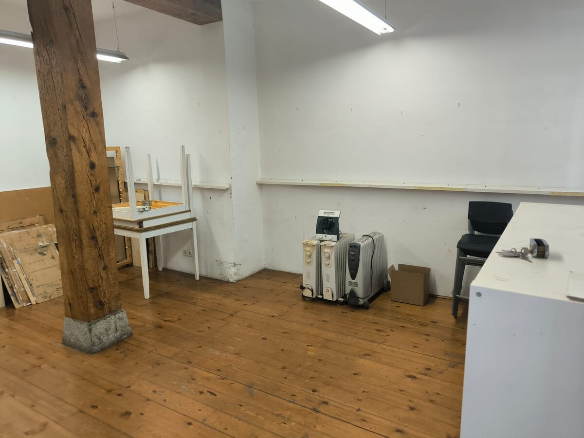 Madrid, MAD 28004 -  -  - Foto del interior - Image 2 of 7