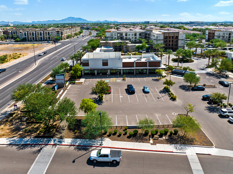 2540 S San Tan Village Pky, Gilbert, AZ en alquiler - Foto del edificio - Imagen 2 de 8