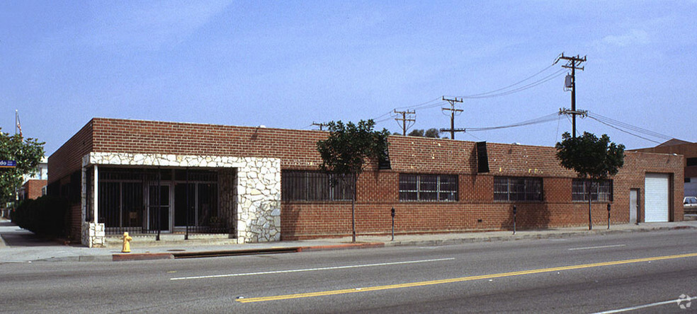 1601 Colorado Ave, Santa Monica, CA en alquiler - Foto del edificio - Imagen 2 de 12