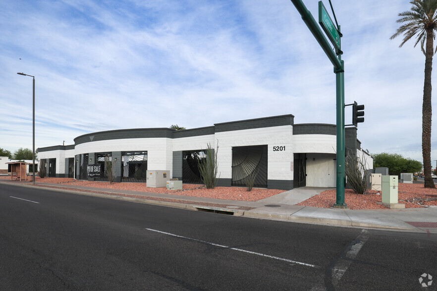 5201 N 19th Ave, Phoenix, AZ en alquiler - Foto del edificio - Imagen 1 de 31