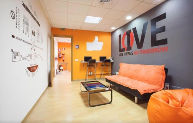 Más detalles de Carrer de Sepúlveda, Barcelona - Edificio residencial​ en venta