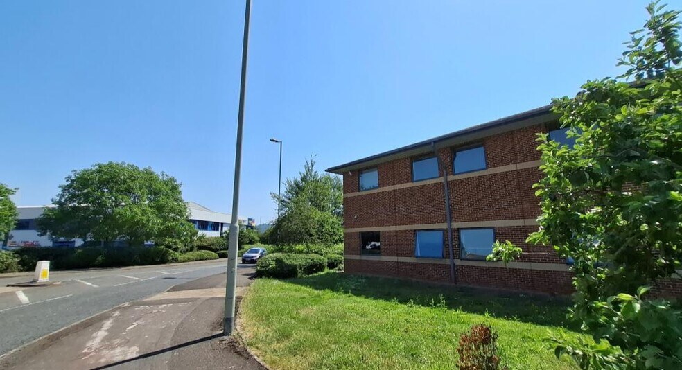 Falcon Clos, Quedgeley en alquiler - Foto principal - Imagen 1 de 3