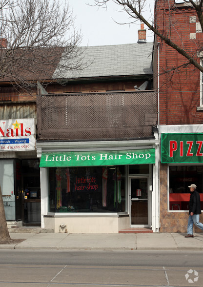 1926 Queen St, Toronto, ON en alquiler - Foto principal - Imagen 1 de 3