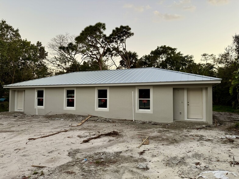 2703 Avenue G, Fort Pierce, FL en venta - Foto principal - Imagen 1 de 1