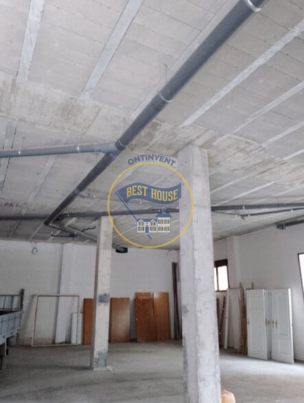 Local en València en venta - Foto del edificio - Imagen 2 de 9