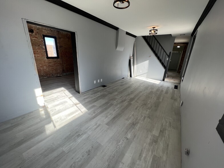 2174 S Broadway, Denver, CO en alquiler - Foto del interior - Imagen 2 de 8