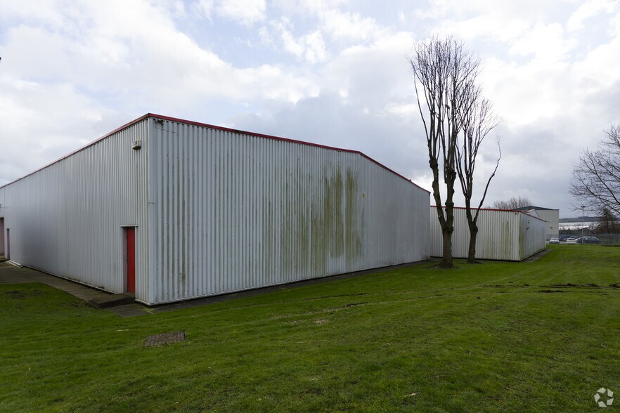 Anchor Bridge Way, Dewsbury en alquiler - Foto del edificio - Imagen 3 de 20