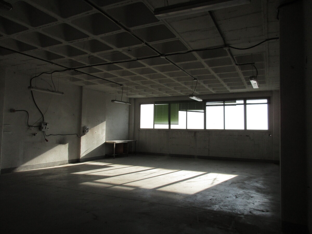 Calle de Gamonal, 5, Madrid, MAD 28031 - - - Foto del interior - Image 2 of 4