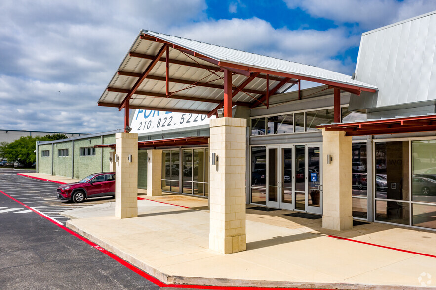 2735 Austin Hwy, San Antonio, TX en alquiler - Foto del edificio - Imagen 1 de 28