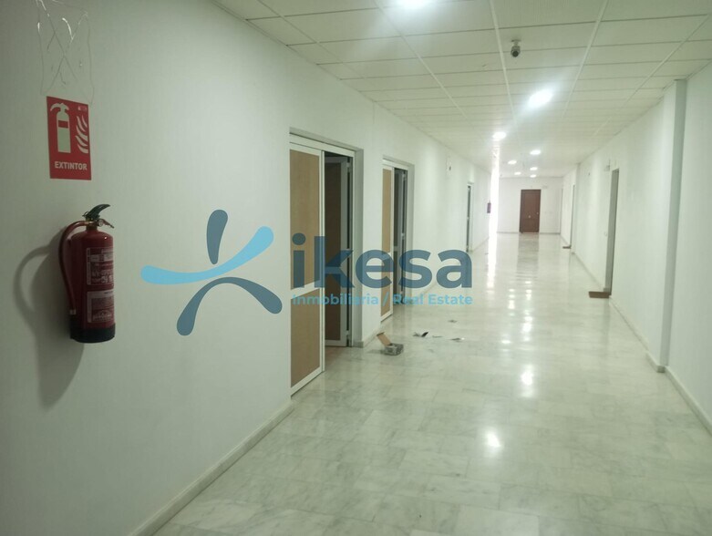 Oficina en Monesterio en venta - Vestíbulo - Imagen 2 de 3