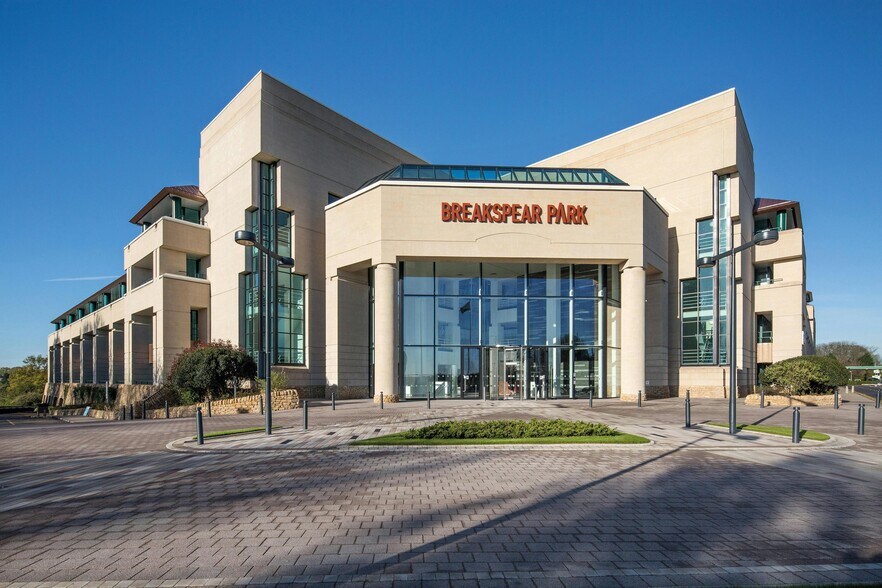 Breakspear Way, Hemel Hempstead en alquiler - Foto del edificio - Imagen 1 de 34