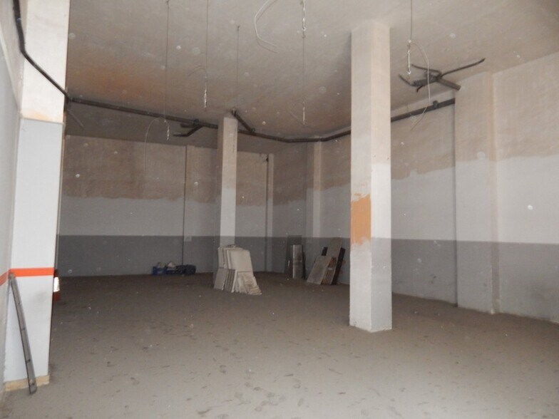 Local en Ontinyent, Valencia en venta - Foto del edificio - Imagen 3 de 8