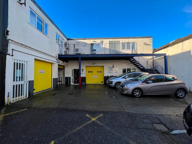 41-45 Lind Rd, Sutton en venta - Foto del edificio - Imagen 3 de 3