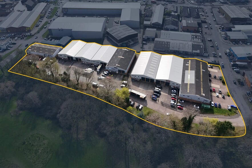 The Runnings, Ashville Trading Estate cartera de 3 inmuebles en venta en LoopNet.es - Vista aérea - Imagen 3 de 15