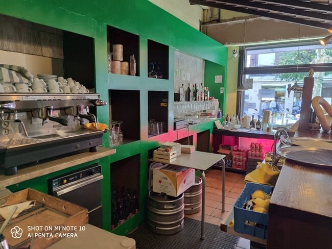 Más detalles de Rambla de Anselm Clavé, Cornellà de Llobregat - Local en alquiler