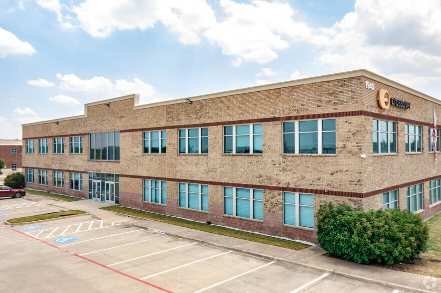 1940 Enchanted Way, Grapevine, TX en alquiler - Foto del edificio - Imagen 1 de 3