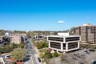 1 Barker Ave, White Plains, NY - VISTA AÉREA  vista de mapa