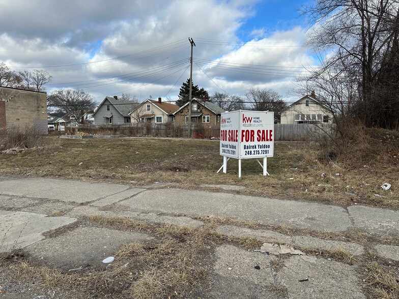 15738 Livernois Ave, Detroit, MI en venta - Foto del edificio - Imagen 3 de 8