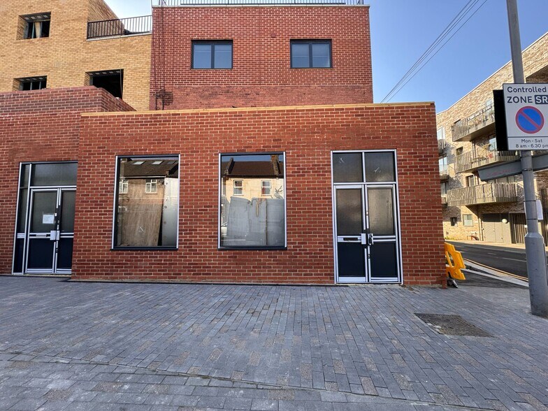 28-30 St Andrews Rd, London en alquiler - Foto del edificio - Imagen 2 de 3