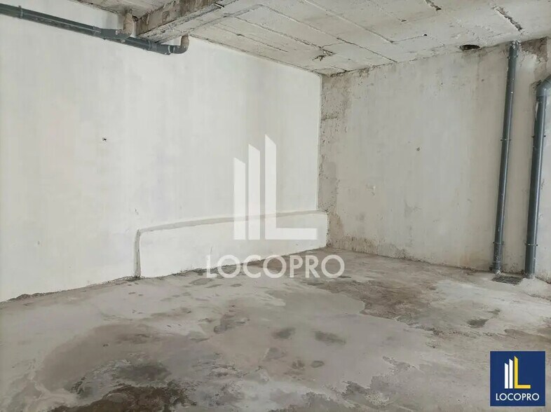 Local en Nice en venta - Foto del interior - Imagen 2 de 4