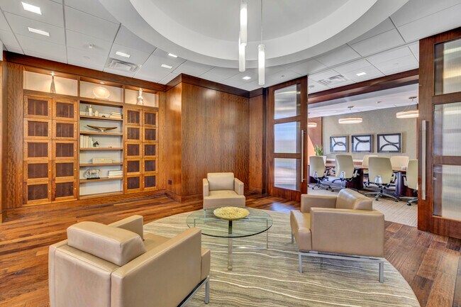 Más detalles de 2603 Augusta Dr, Houston, TX - Oficina en alquiler