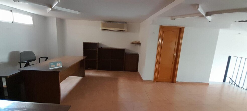 Local en Córdoba, Córdoba en alquiler - Foto del interior - Imagen 2 de 29