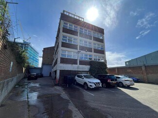 Más detalles de 60 Hythe Rd, London - Oficina en alquiler