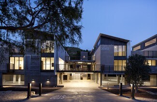 Más detalles de 20412 Laguna Canyon Rd, Laguna Beach, CA - Edificio residencial en venta