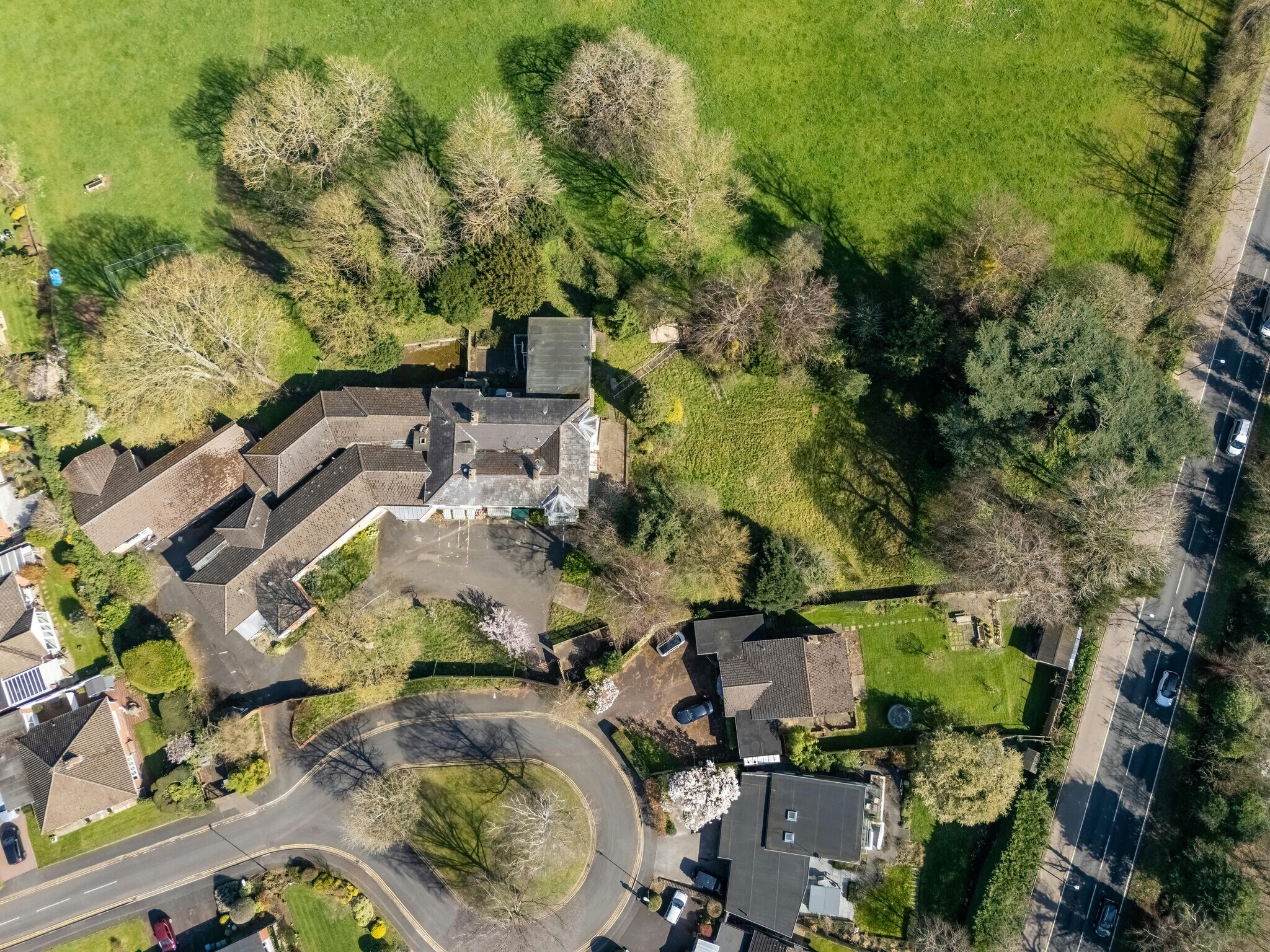 2 Cedar Close, Stratford Upon Avon en venta Foto del edificio- Imagen 1 de 10