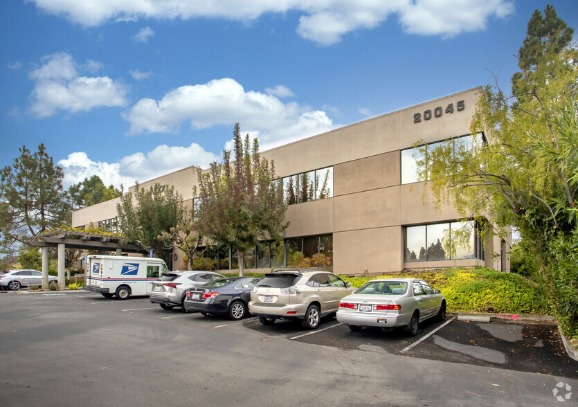 20045 Stevens Creek Blvd, Cupertino, CA en alquiler - Foto del edificio - Imagen 3 de 4