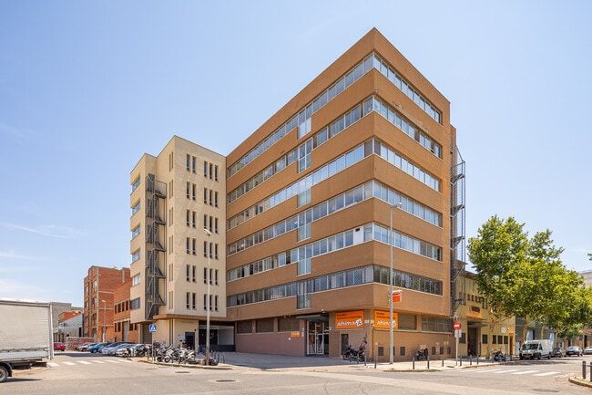 Más detalles de Nave en alquiler