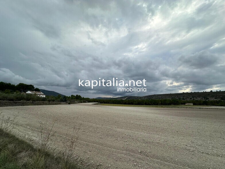 Terreno en Alfafara, Alicante en venta - Vista aérea - Imagen 2 de 6