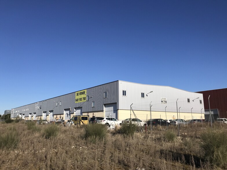 Calle Francisco de Medina Mendoza, 69, Cabanillas del Campo, Guadalajara en venta - Foto del edificio - Imagen 2 de 2