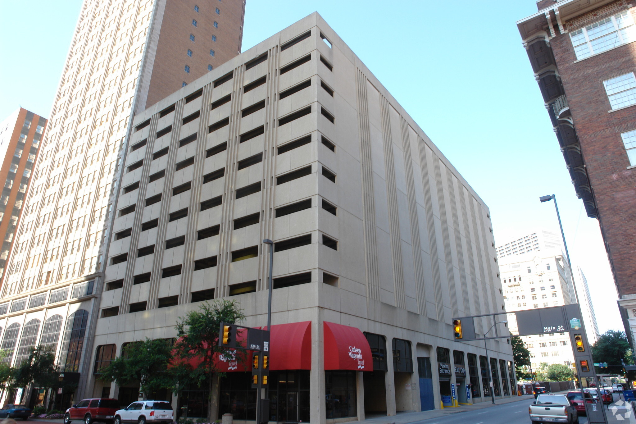 701 Houston St, Fort Worth, TX en alquiler Foto del edificio- Imagen 1 de 3