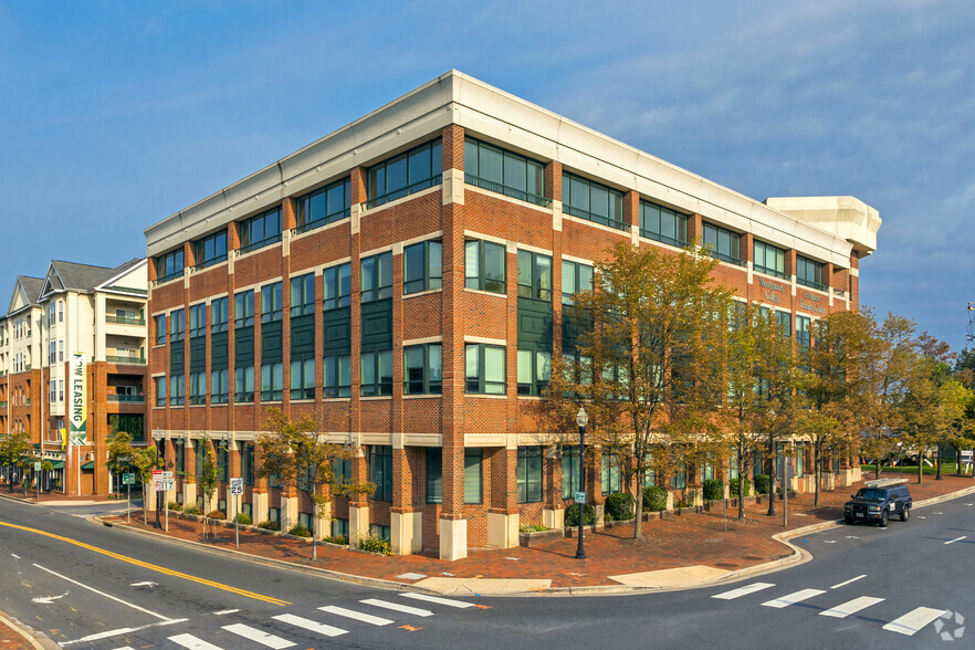 12 S Summit Ave, Gaithersburg, MD en alquiler - Foto del edificio - Imagen 2 de 4